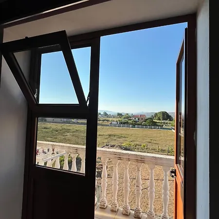 Domus Aurea Velipojë