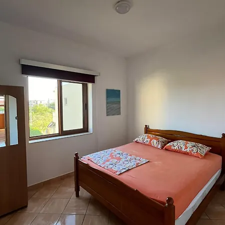 Domus Aurea Apartmanhotel Velipoja