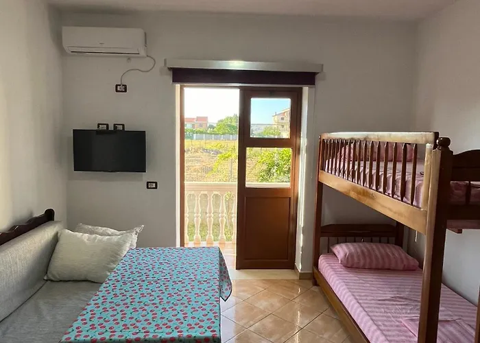 Aparthotel Domus Aurea