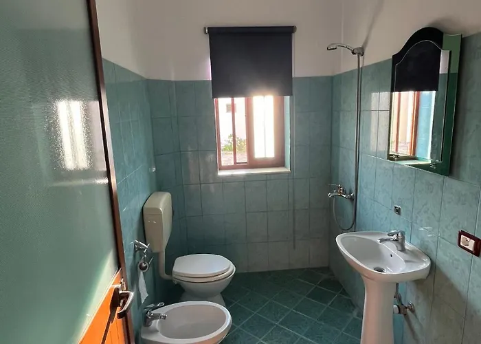 Domus Aurea Aparthotel Velipoje